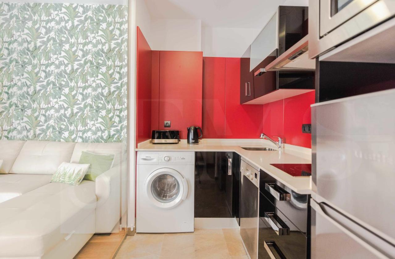 Cozy Apartment In The Heart Of Malaga By Rems Buitenkant foto