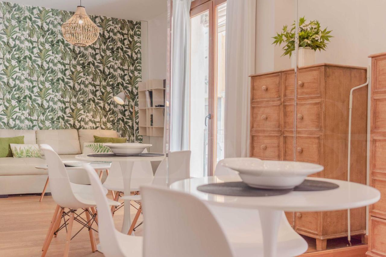 Cozy Apartment In The Heart Of Malaga By Rems Buitenkant foto